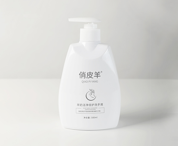 俏皮羊潔凈倍護(hù)洗手液.jpg 俏皮羊潔凈倍護(hù)洗手液.jpg