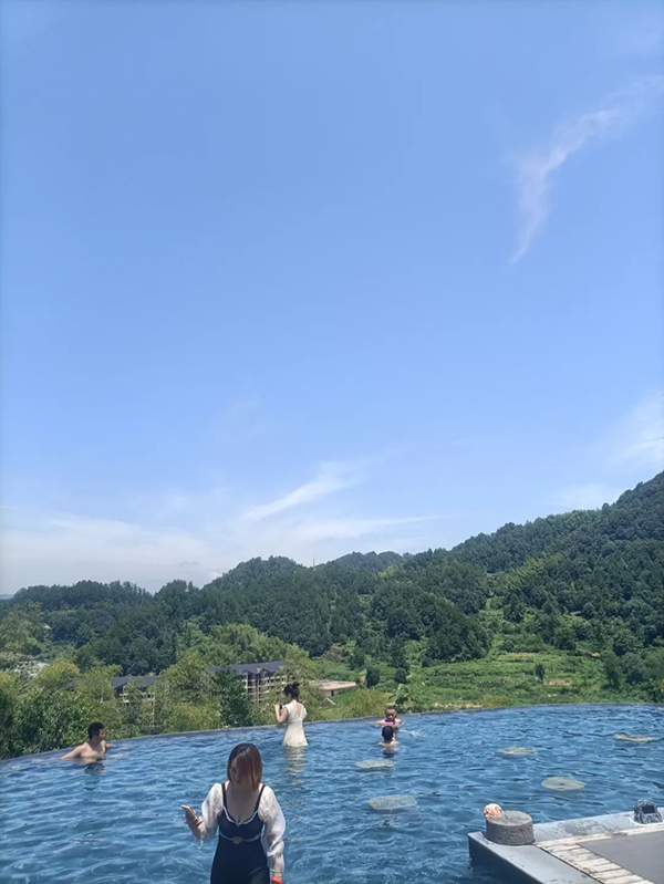 施貝安阜陽地區(qū)VIP皖西親水之旅15.jpg