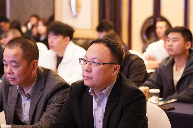 益荃康1+小荃膳特醫(yī)全營(yíng)養(yǎng)新品發(fā)布會(huì)8.jpg 益荃康1+小荃膳特醫(yī)全營(yíng)養(yǎng)新品發(fā)布會(huì)8.jpg